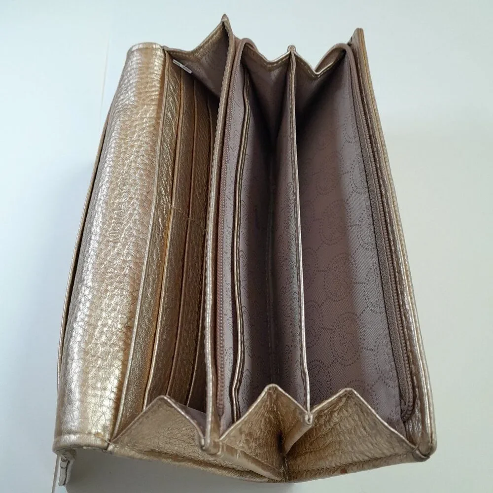 MICHAEL KORS JET SET TRAVEL LARGE ACCORDION WALLET GOLD